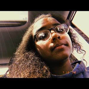 Meet your Posher, Janelle